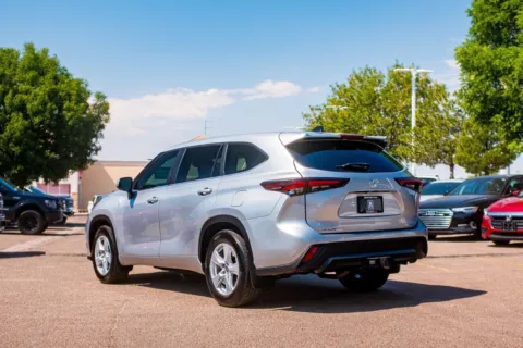 More photos of 2024 Toyota Highlander LE at Integrity Automotive, NM