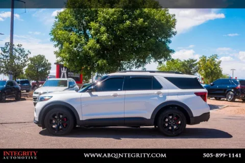 More photos of 2023 Ford Explorer ST at Integrity Automotive, NM