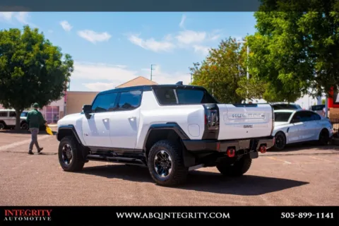 More photos of 2025 GMC Hummer EV Pickup 2X at Integrity Automotive, NM