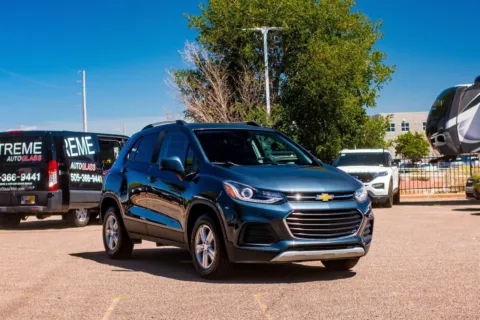 Gray 2022 Chevrolet Trax LT for sale in Albuquerque, NM
