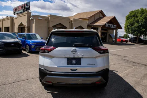 More photos of 2022 Nissan Rogue SL at Integrity Automotive, NM