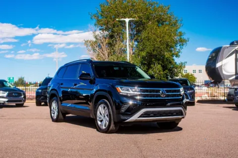 Black 2023 Volkswagen Atlas 2.0T SE w/Technology for sale in Albuquerque, NM