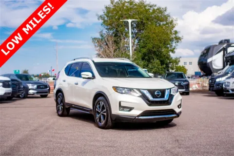 White 2018 Nissan Rogue SL for sale in Albuquerque, NM