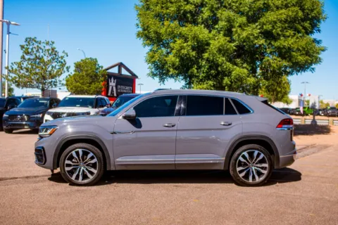 More photos of 2022 Volkswagen Atlas Cross Sport 3.6L V6 SEL Premium R-Line at Integrity Automotive, NM