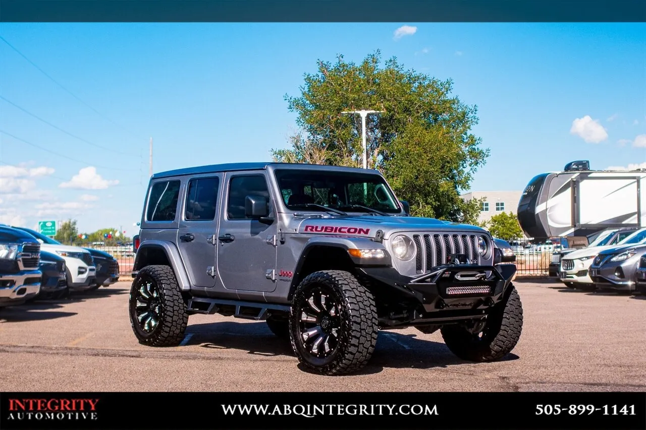 Silver 2020 Jeep Wrangler Unlimited Rubicon for sale in Albuquerque, NM
