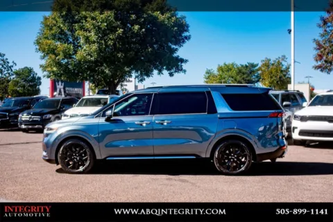More photos of 2022 Kia Carnival SX at Integrity Automotive, NM