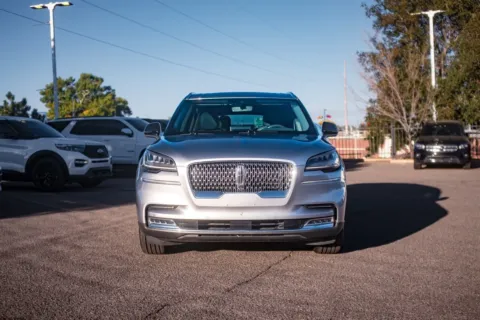 Photos of 2020 Lincoln Aviator Reserve for sale in Albuquerque, NM at Integrity Automotive