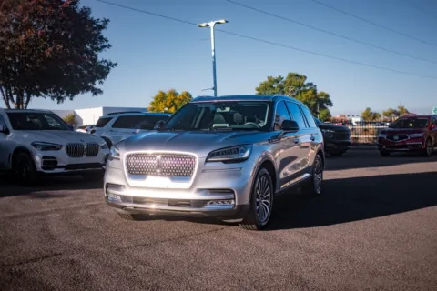 Another view of 2020 Lincoln Aviator Reserve for sale in Albuquerque, NM at Integrity Automotive
