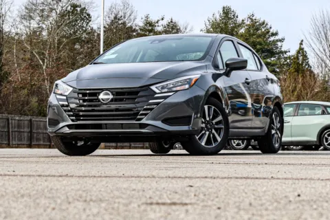 Photos of 2025 Nissan Versa 1.6 SV for sale in Newnan, GA at ALM Nissan Newnan