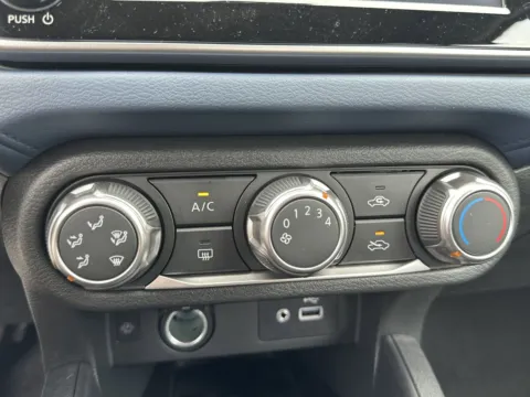 More photos of 2025 Nissan Versa 1.6 SV at ALM Nissan Newnan, GA