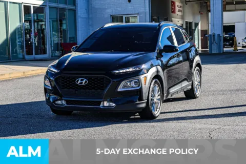 More photos of 2020 Hyundai Kona SEL Plus at ALM Nissan Newnan, GA