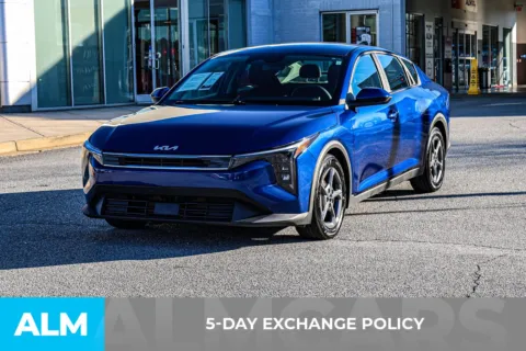 More photos of 2025 Kia K4 LXS at ALM Nissan Newnan, GA