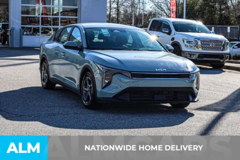 More photos of 2025 Kia K4 LXS at ALM Nissan Newnan, GA