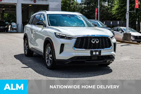 More photos of 2023 INFINITI QX60 LUXE at ALM Nissan Newnan, GA