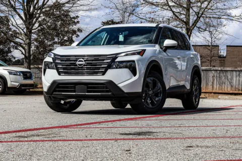 Photos of 2026 Nissan Rogue SV for sale in Newnan, GA at ALM Nissan Newnan