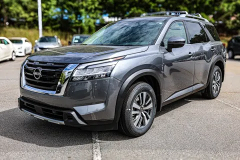 Another view of 2024 Nissan Pathfinder SL for sale in Newnan, GA at ALM Nissan Newnan
