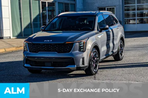 More photos of 2024 Kia Sorento S at ALM Nissan Newnan, GA