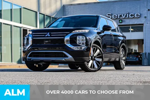 Another view of 2025 Mitsubishi Outlander SE for sale in Newnan, GA at ALM Nissan Newnan