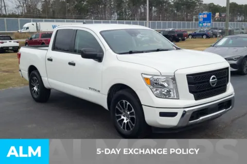 More photos of 2023 Nissan Titan SV at ALM Nissan Newnan, GA