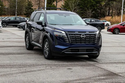 More photos of 2026 Nissan Pathfinder SV at ALM Nissan Newnan, GA
