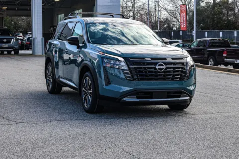 More photos of 2026 Nissan Pathfinder Platinum at ALM Nissan Newnan, GA