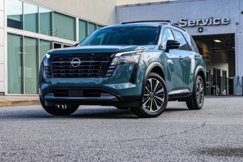 Photos of 2026 Nissan Pathfinder Platinum for sale in Newnan, GA at ALM Nissan Newnan