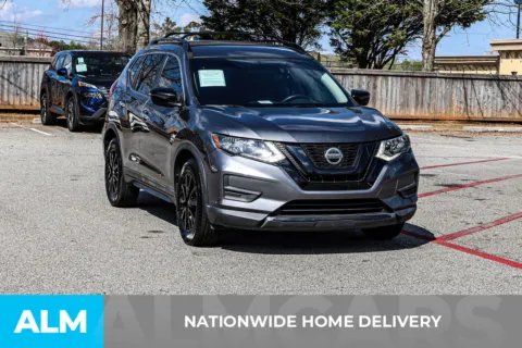 More photos of 2018 Nissan Rogue SV at ALM Nissan Newnan, GA