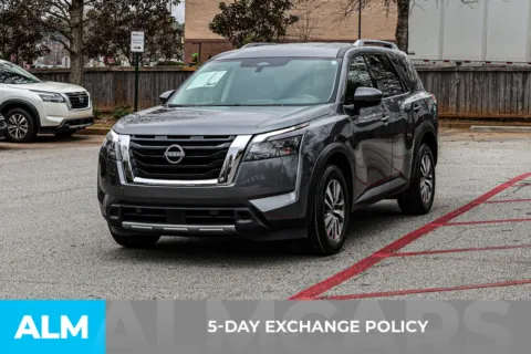 More photos of 2025 Nissan Pathfinder SL at ALM Nissan Newnan, GA