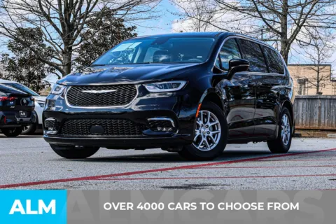 Photos of 2024 Chrysler Pacifica Touring L for sale in Newnan, GA at ALM Nissan Newnan