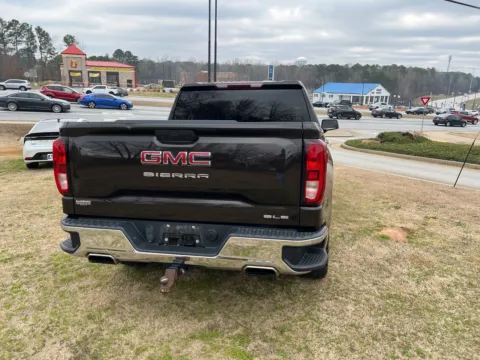 More photos of 2020 GMC Sierra 1500 SLE at ALM Nissan Newnan, GA