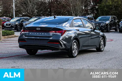 More photos of 2025 Hyundai Elantra SE at ALM Nissan Newnan, GA