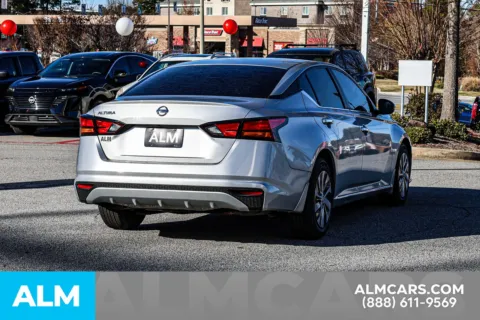 More photos of 2022 Nissan Altima 2.5 S at ALM Nissan Newnan, GA