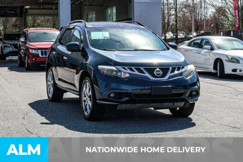 More photos of 2014 Nissan Murano LE at ALM Nissan Newnan, GA