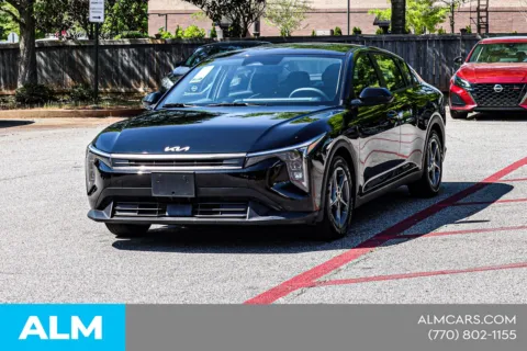 More photos of 2025 Kia K4 LXS at ALM Nissan Newnan, GA