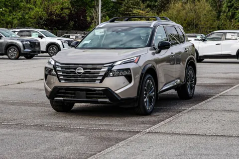 Another view of 2026 Nissan Rogue Platinum for sale in Newnan, GA at ALM Nissan Newnan