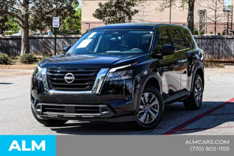 Black 2024 Nissan Pathfinder S for sale in Newnan, GA