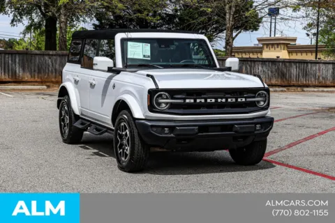 More photos of 2023 Ford Bronco Outer Banks at ALM Nissan Newnan, GA