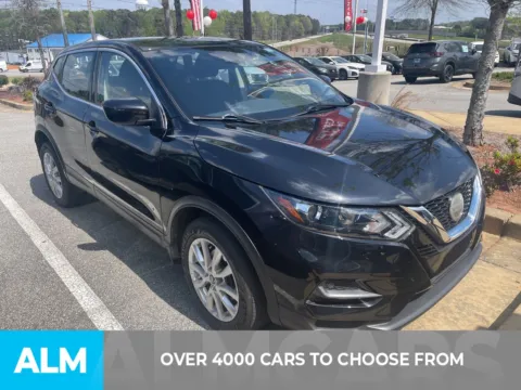 Photos of 2020 Nissan Rogue Sport S for sale in Newnan, GA at ALM Nissan Newnan