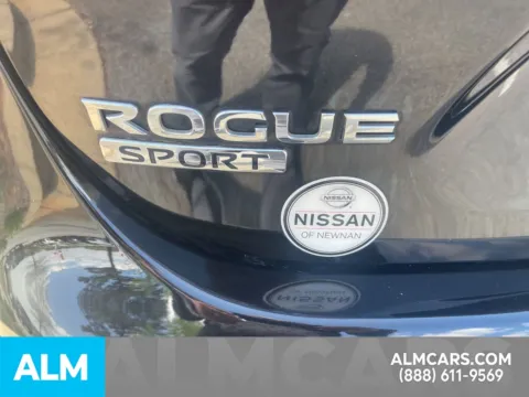 More photos of 2020 Nissan Rogue Sport S at ALM Nissan Newnan, GA