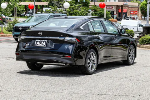 More photos of 2026 Nissan Sentra SL at ALM Nissan Newnan, GA