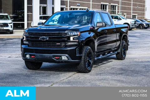 More photos of 2021 Chevrolet Silverado 1500 LT Trail Boss at ALM Nissan Newnan, GA