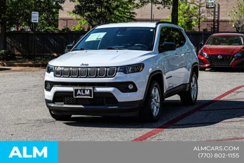 More photos of 2022 Jeep Compass Latitude at ALM Nissan Newnan, GA