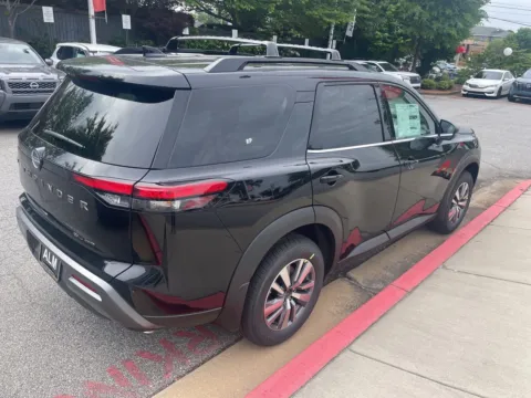 Another view of 2026 Nissan Pathfinder SL w/ Lifetime Powertrain Warranty for sale in Newnan, GA at ALM Nissan Newnan