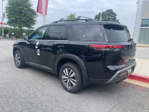 More photos of 2026 Nissan Pathfinder SL w/ Lifetime Powertrain Warranty at ALM Nissan Newnan, GA