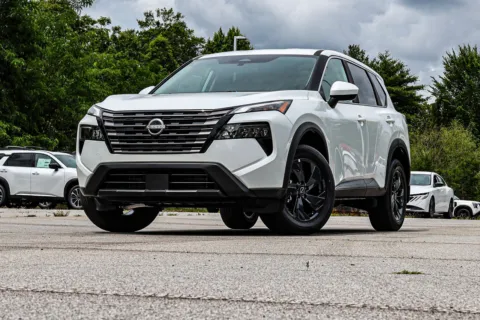 Photos of 2026 Nissan Rogue SV w/ Lifetime Powertrain Warranty for sale in Newnan, GA at ALM Nissan Newnan