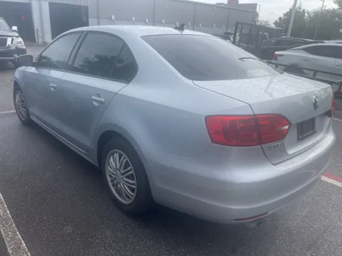 More photos of 2014 Volkswagen Jetta 1.8T SE - CARFAX NO ACCIDENTS at ALM Nissan Newnan, GA