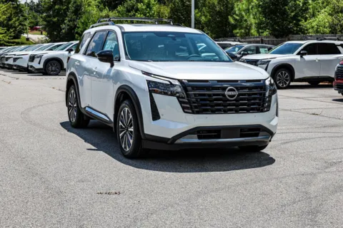 More photos of 2026 Nissan Pathfinder Platinum at ALM Nissan Newnan, GA