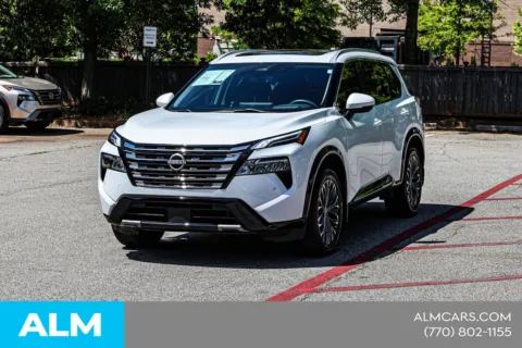 More photos of 2024 Nissan Rogue Platinum at ALM Nissan Newnan, GA