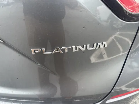 More photos of 2017 Nissan Murano Platinum w/ Technology Package at ALM Nissan Newnan, GA