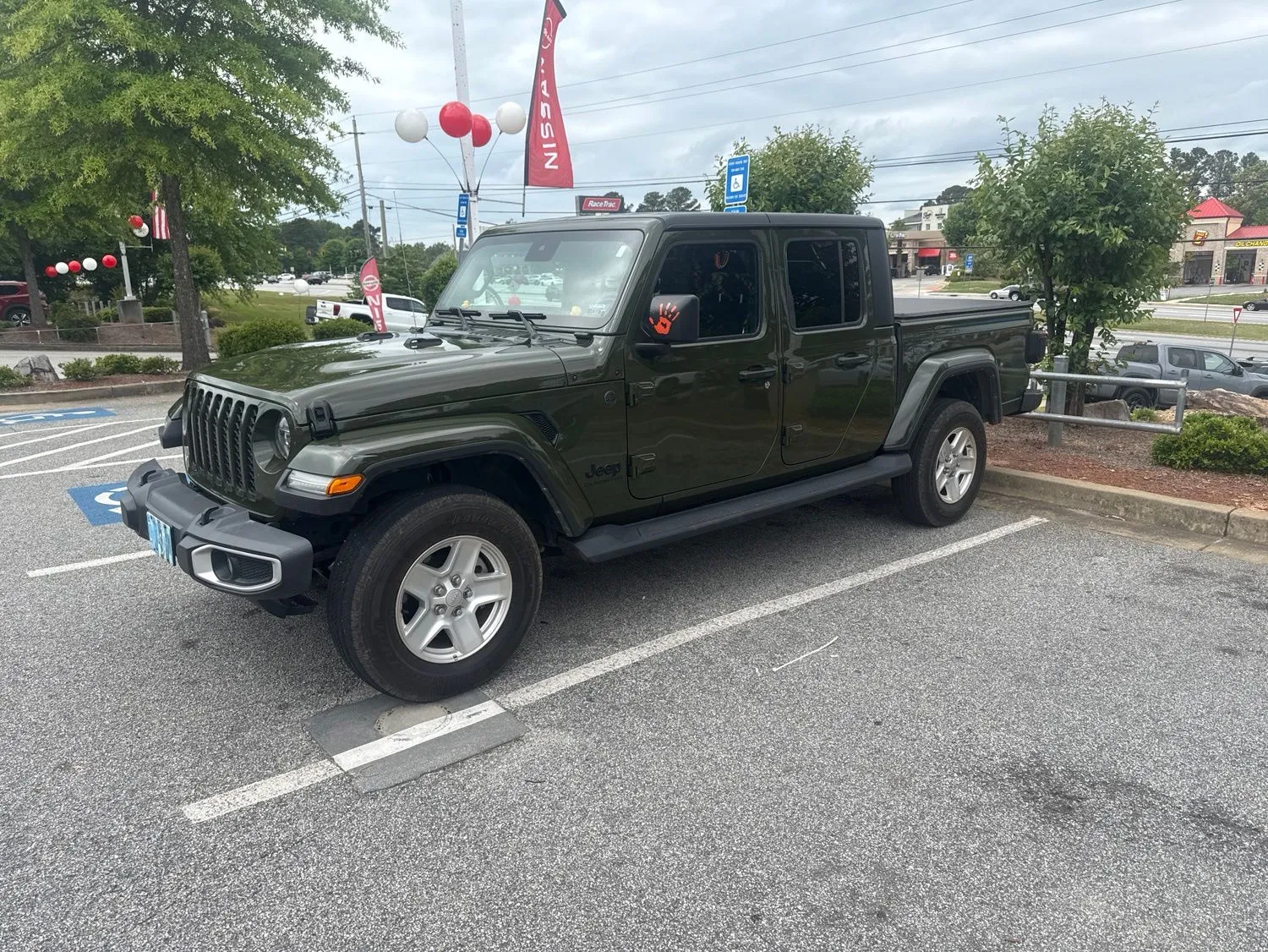 2022 Jeep Gladiator Sport S's photo